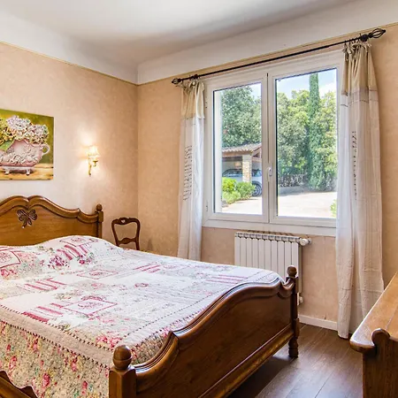 Nyaraló Le Clos Des Oliviers - Cae140 By Interhome *